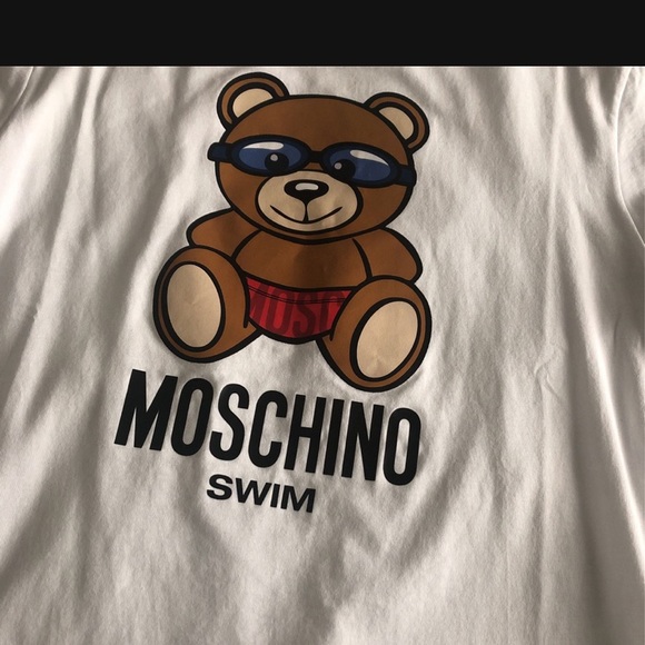 Moschino t shirt - Picture 1 of 1